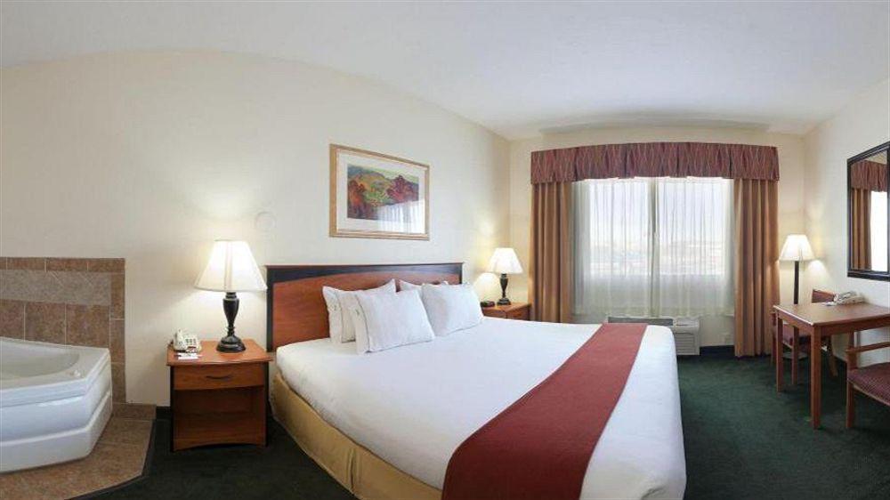 Holiday Inn Express & Suites Alamosa By Ihg Екстериор снимка