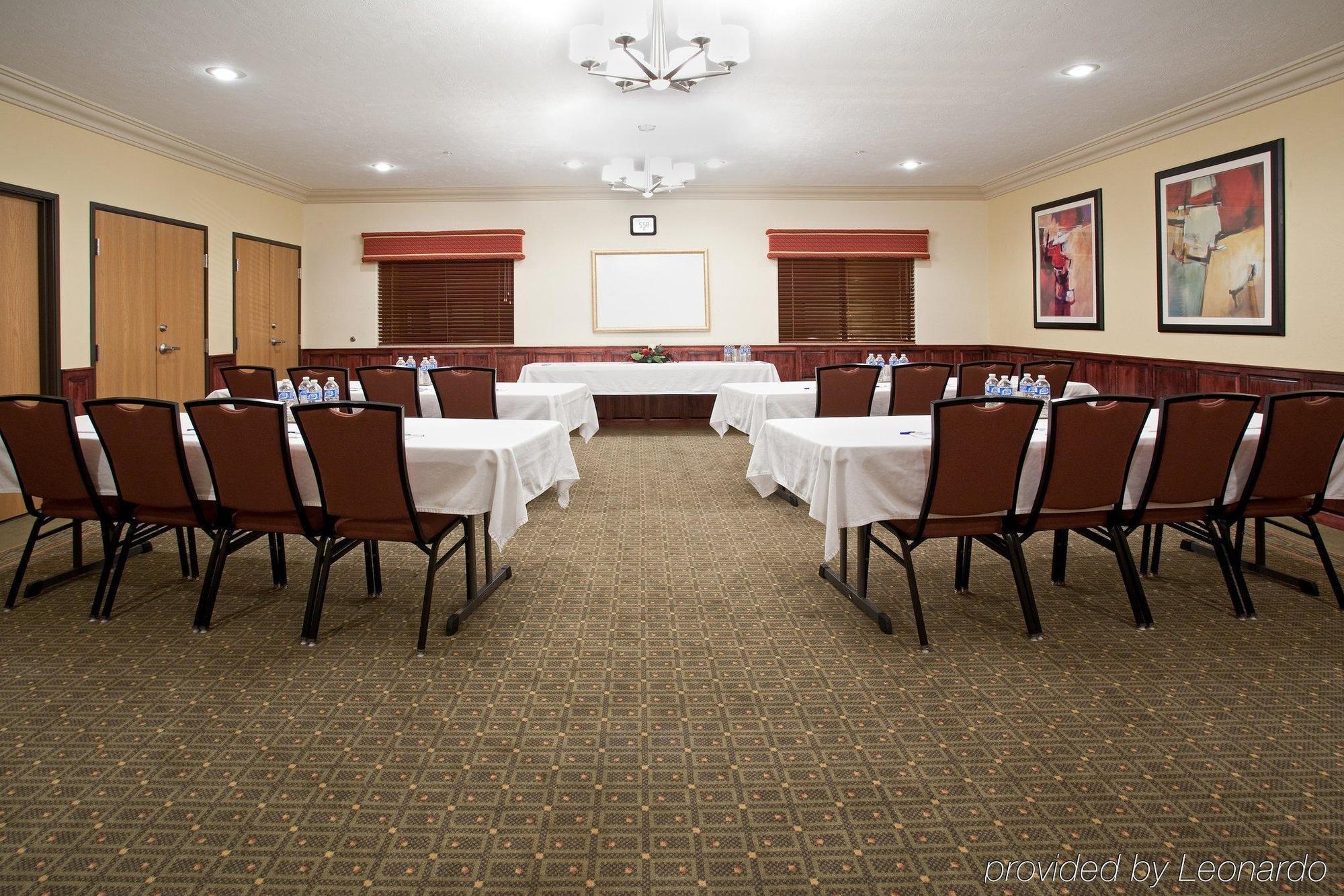 Holiday Inn Express & Suites Alamosa By Ihg Съоръжения снимка